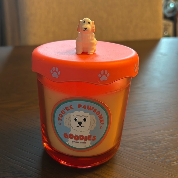 GOODIES Other - Orange Candle with Dog Lid